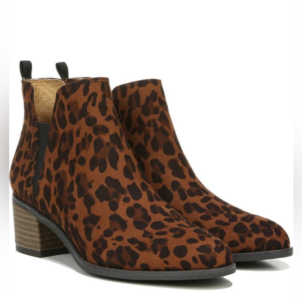 NWT Dr. Scholl’s teammate pointed toe ankle boot